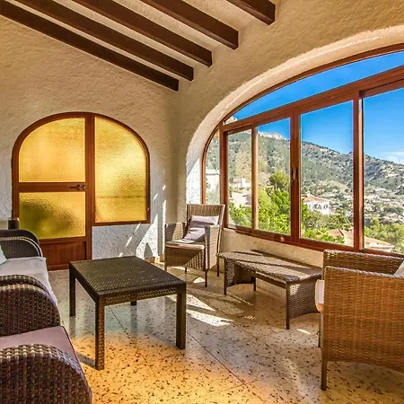 Holiday home Holiday Home Vista Ifach By Interhome