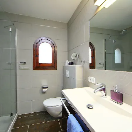 Holiday home Holiday Home Vista Ifach By Interhome La Canuta